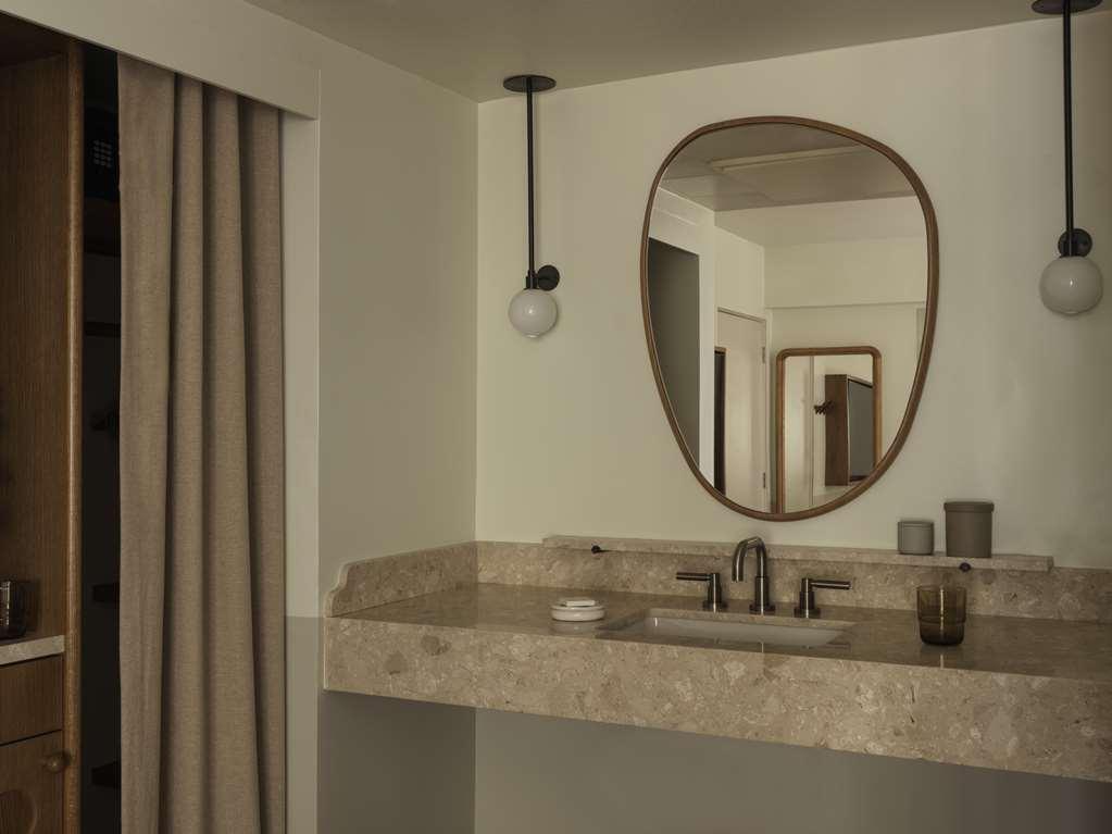 Casa Loma Beach Hotel Laguna Beach Room photo